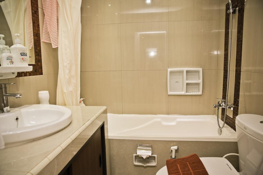 Kyo Serviced Apartment Jakarta Cilandak  Exterior foto
