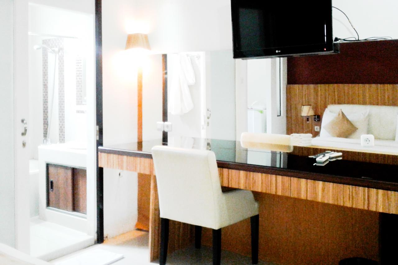 Kyo Serviced Apartment Jakarta Cilandak  Exterior foto